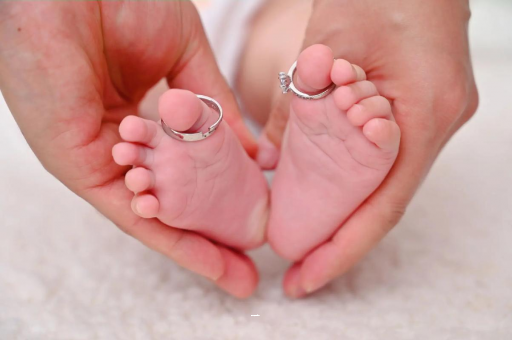 迁西孕妇肚子隐隐作痛